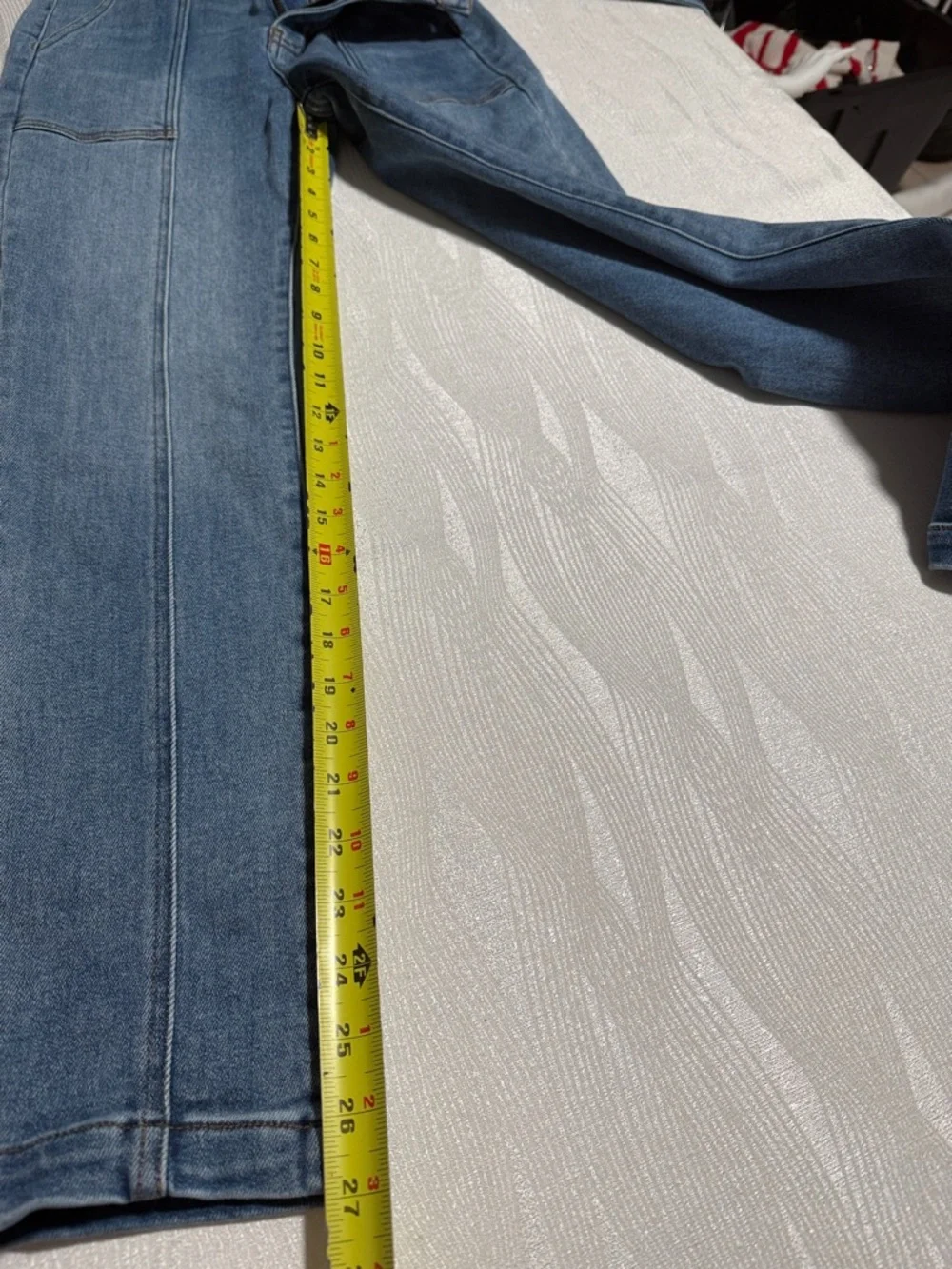 RISEN los ángeles High-Waist Paperbag Blue Jeans with Tie Belt - Women. - Picture 7 of 16